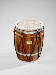 Tambour "ka" - Collections du Musée de la musique - Philharmonie de Paris - Pôle ressources